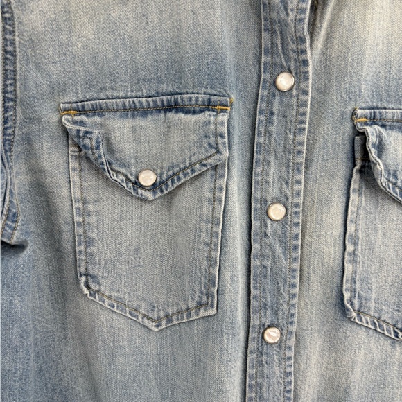 Outerknown blue Wyatt Western Denim button up blouse Shirt size large - Picture 4 of 11